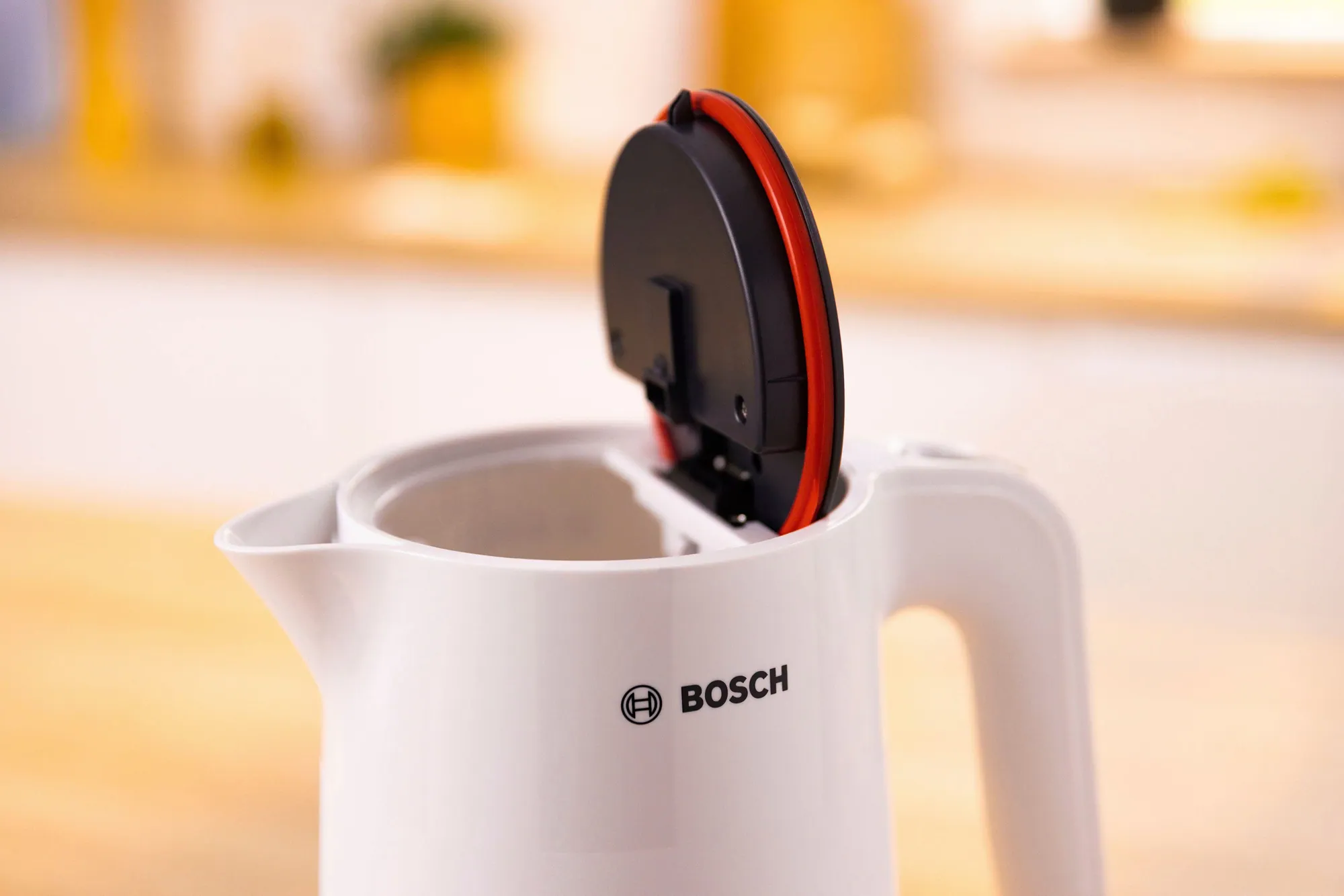Bosch MyMoment TWK2M161 Wasserkocher, 1,7 l, 2400 W, Tassenanzeige, Überhitzungsschutz 2
