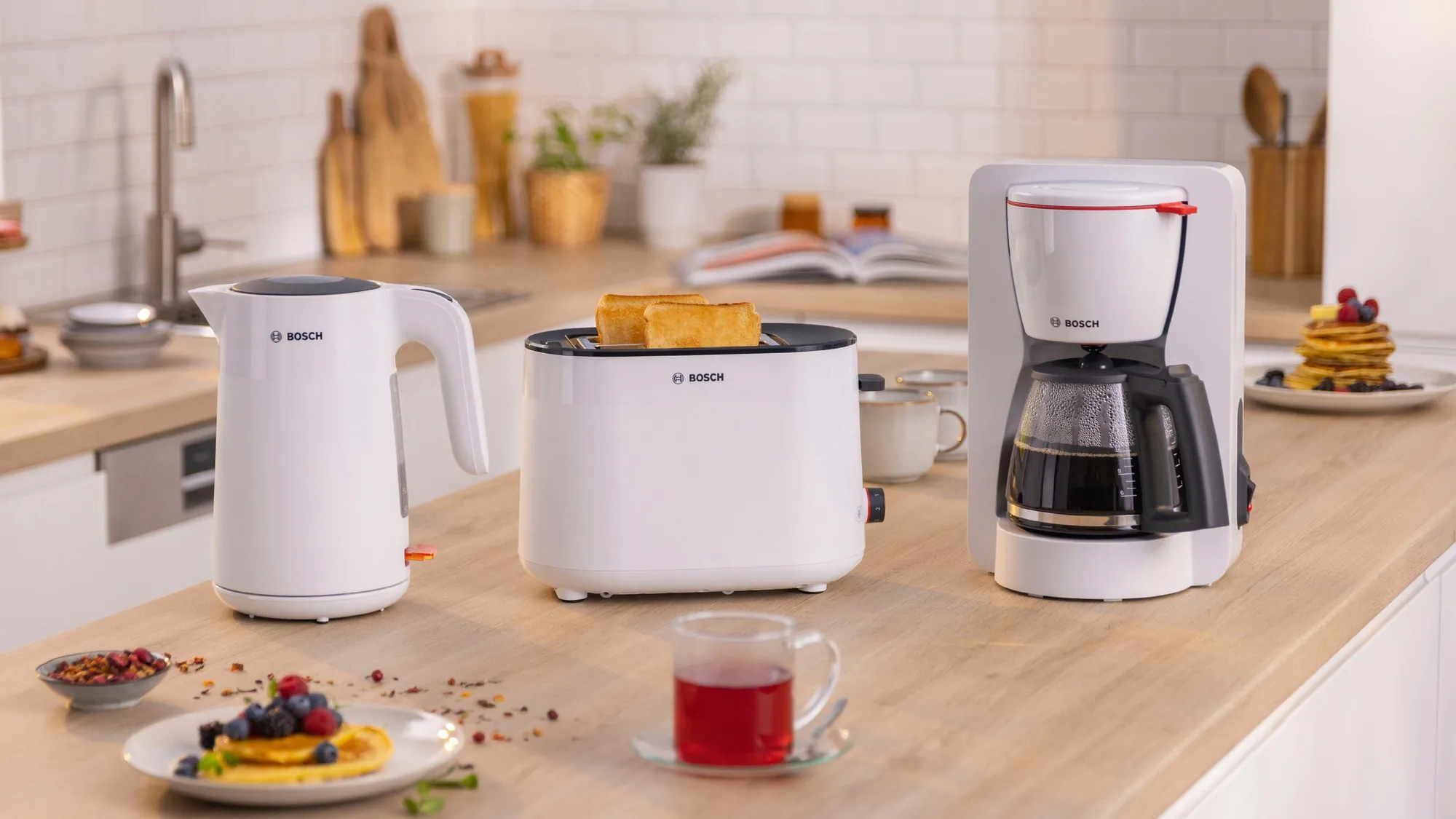 Bosch MyMoment TWK2M161 Wasserkocher, 1,7 l, 2400 W, Tassenanzeige, Überhitzungsschutz 4